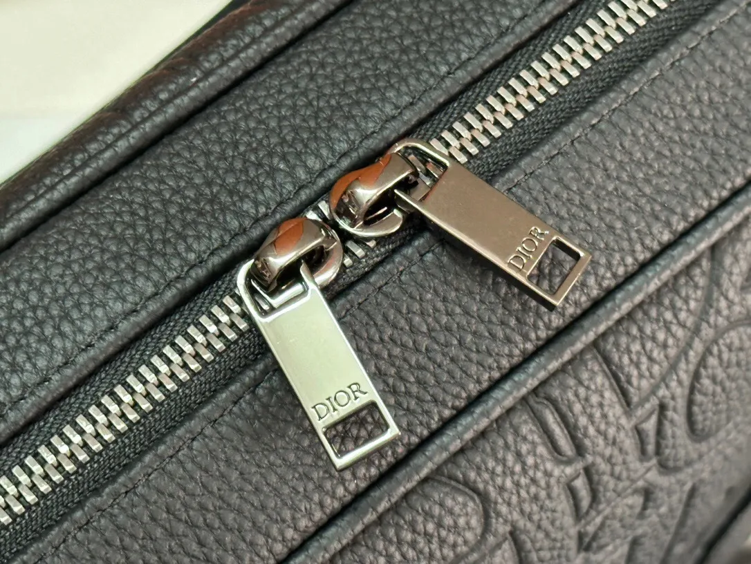 All categories 💚 Top version men’s bags 💚 DIOR 2025 official website new DIOR briefcase