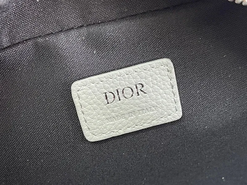 All categories 💚 Top version men’s bags 💚 DIOR 2025 official website new DIOR crossbody bag