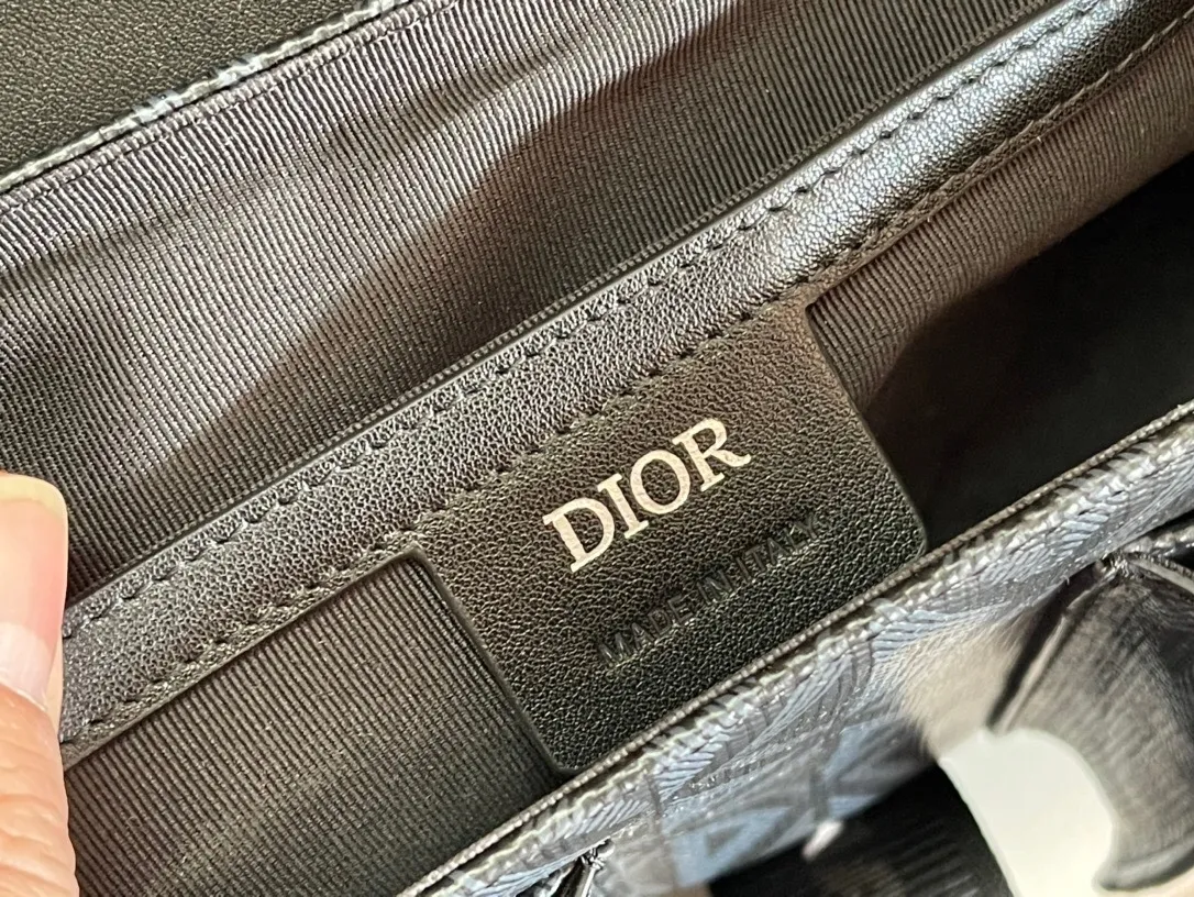 All categories 💚 Top version men’s bags 💚 DIOR 2025 official website new DIOR crossbody bag