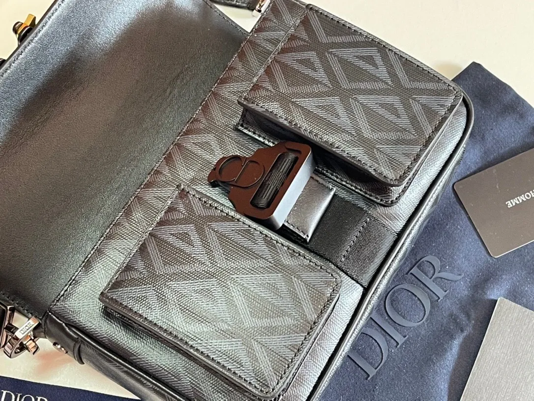 All categories 💚 Top version men’s bags 💚 DIOR 2025 official website new DIOR crossbody bag