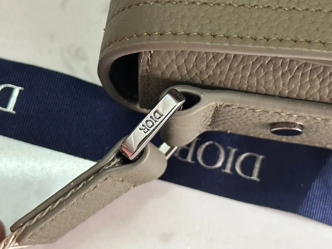 All categories 💚 Top version men’s bags 💚 DIOR 2025 official website new DIOR crossbody bag