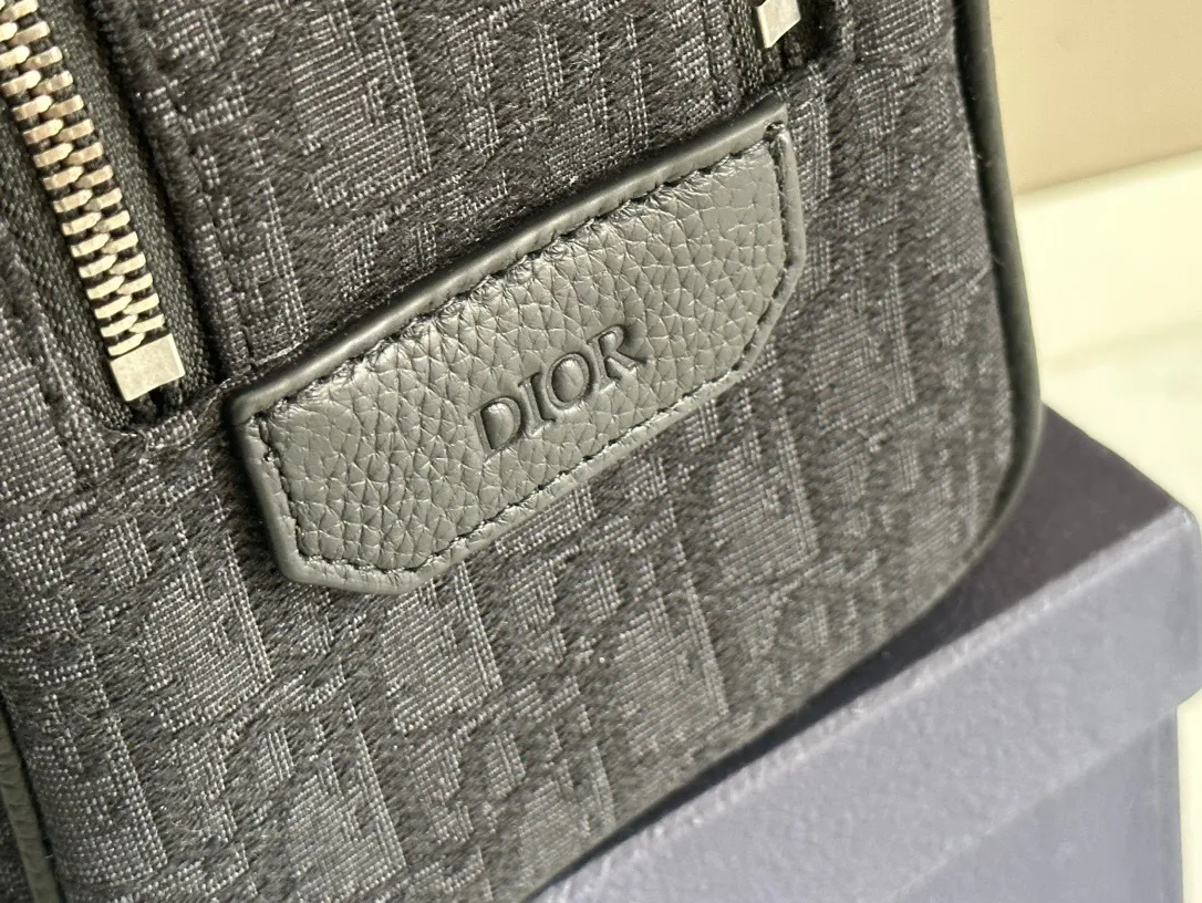 All categories 💚 Top version men’s bags 💚 DIOR 2025 official website new DIOR crossbody bag