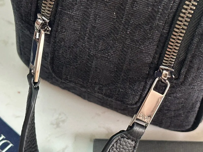 All categories 💚 Top version men’s bags 💚 DIOR 2025 official website new DIOR crossbody bag