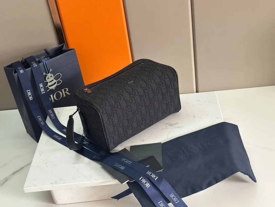 All categories 💚 Top version men’s bags 💚 DIOR 2025 official website new DIOR crossbody bag