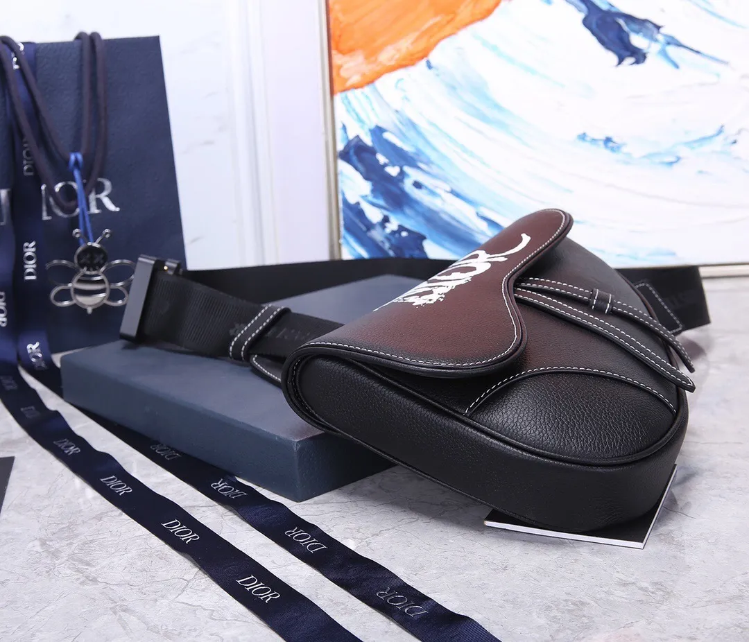 All categories 💚 Top version men’s bags 💚 DIOR 2025 official website new DIOR crossbody bag
