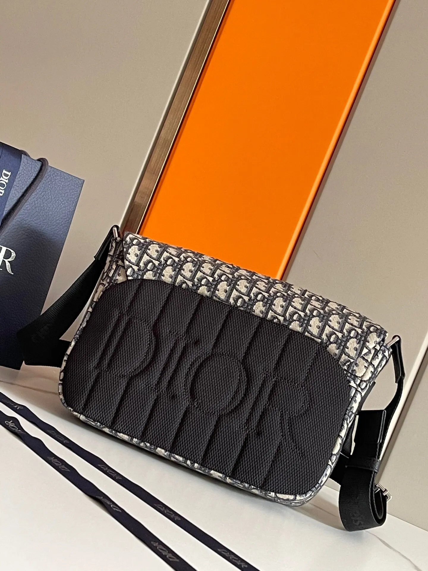 All categories 💚 Top version men’s bags 💚 DIOR 2025 official website new DIOR crossbody bag