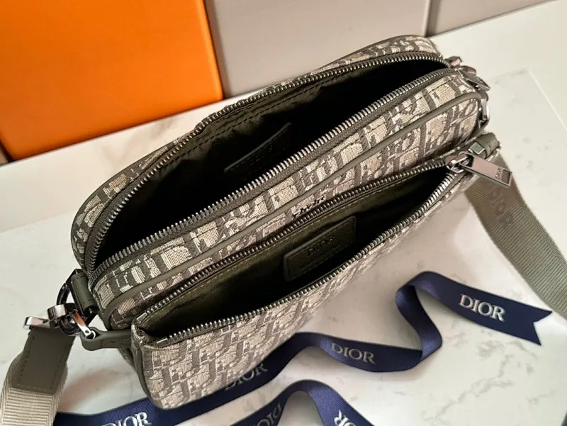 All categories 💚 Top version men’s bags 💚 DIOR 2025 official website new DIOR crossbody bag