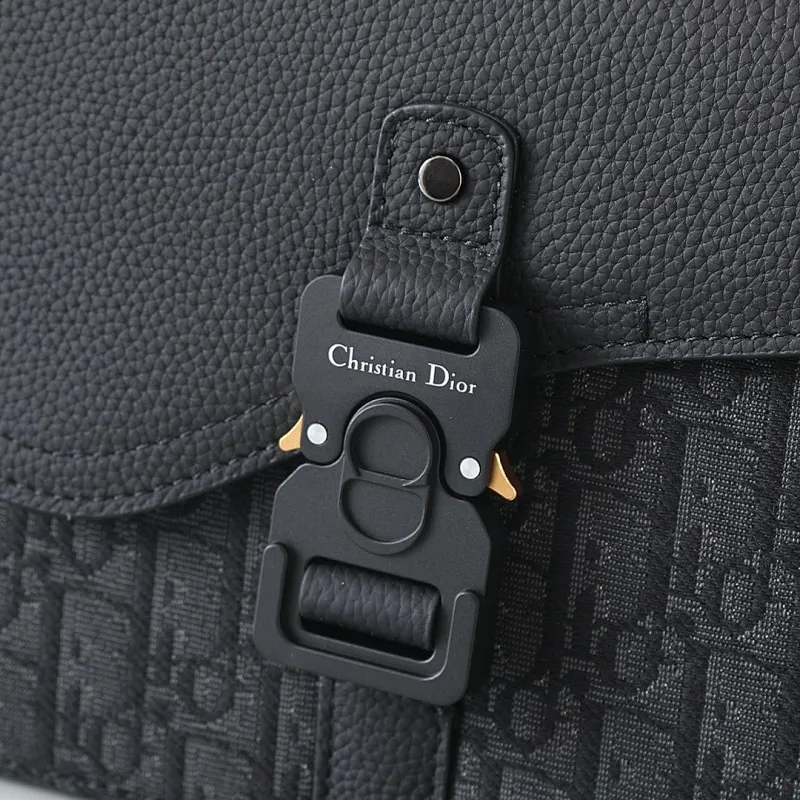 All categories 💚 Top version men’s bags 💚 DIOR 2025 official website new DIOR crossbody bag