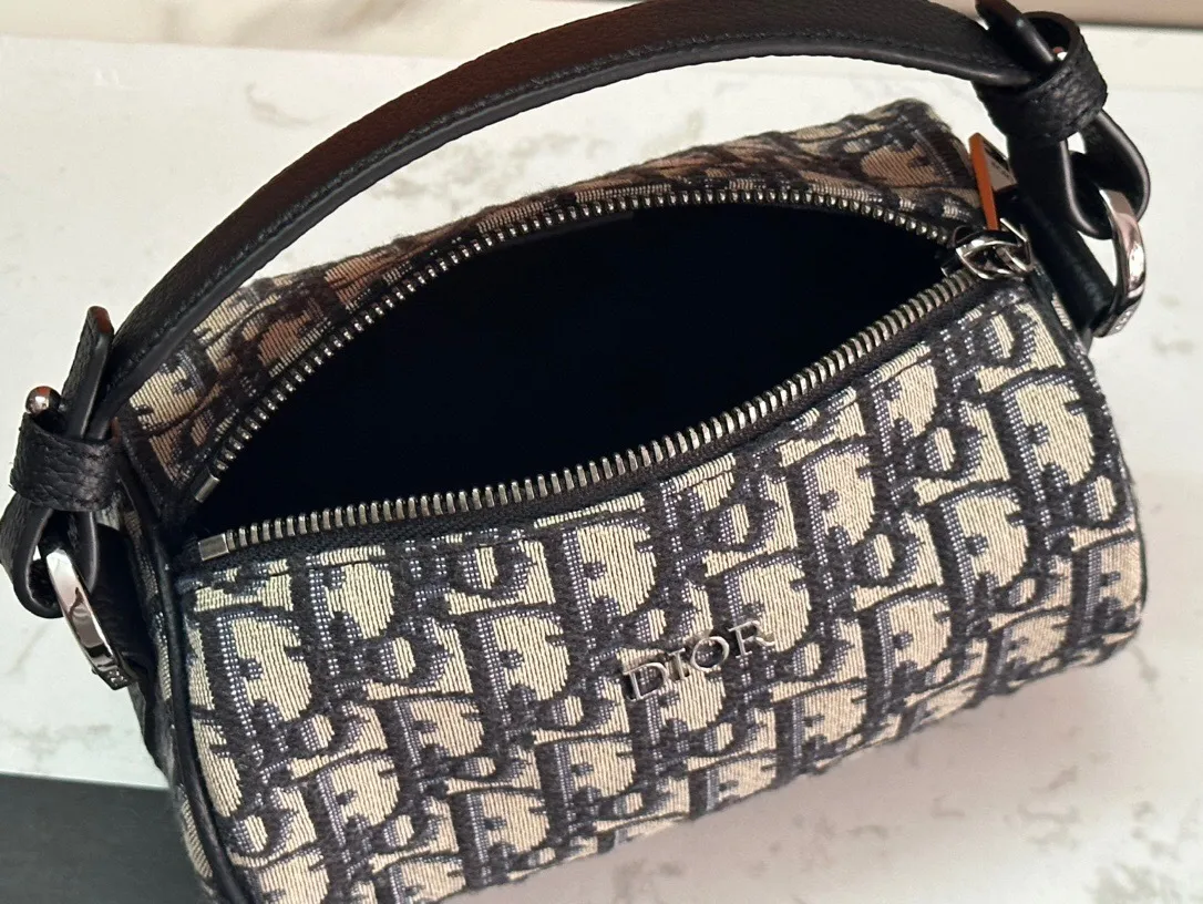All categories 💚 Top version men’s bags 💚 DIOR 2025 official website new DIOR crossbody bag