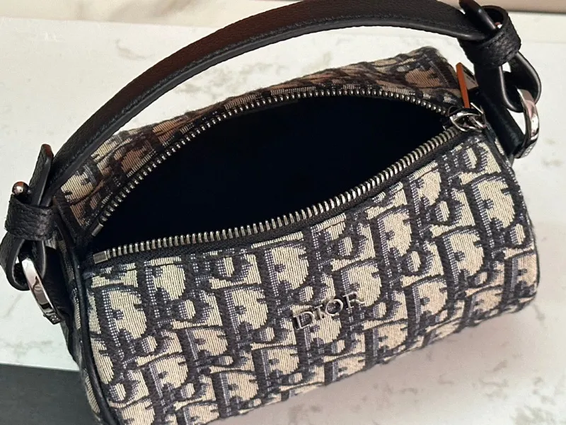 All categories 💚 Top version men’s bags 💚 DIOR 2025 official website new DIOR crossbody bag