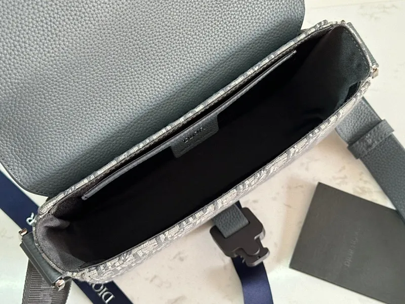 All categories 💚 Top version men’s bags 💚 DIOR 2025 official website new DIOR crossbody bag