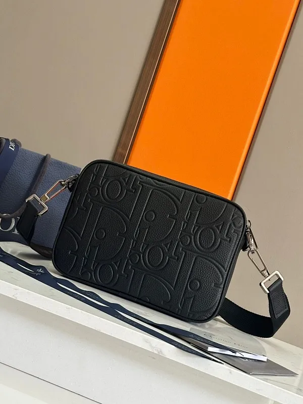 All categories 💚 Top version men’s bags 💚 DIOR 2025 official website new DIOR crossbody bag