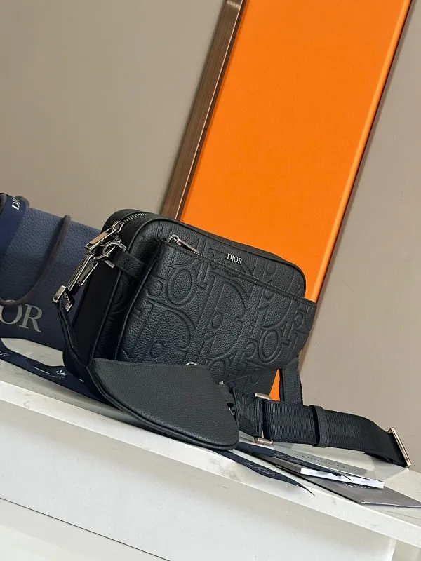 All categories 💚 Top version men’s bags 💚 DIOR 2025 official website new DIOR crossbody bag