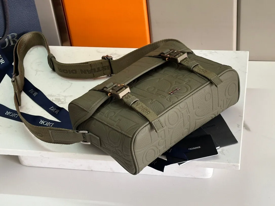 All categories 💚 Top version men’s bags 💚 DIOR 2025 official website new DIOR crossbody bag