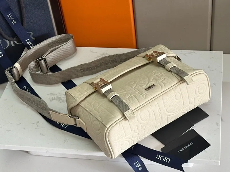 All categories 💚 Top version men’s bags 💚 DIOR 2025 official website new DIOR crossbody bag