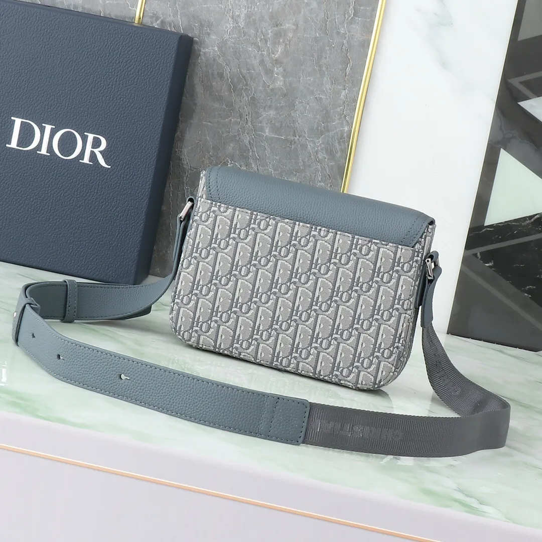 All categories 💚 Top version men’s bags 💚 DIOR 2025 official website new DIOR crossbody bag