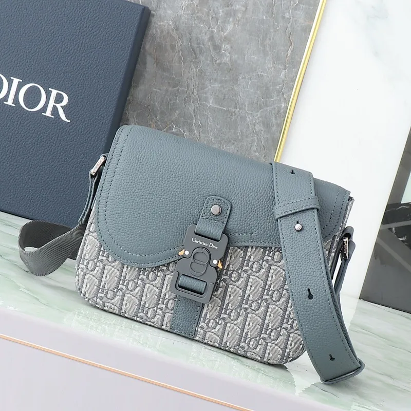 All categories 💚 Top version men’s bags 💚 DIOR 2025 official website new DIOR crossbody bag