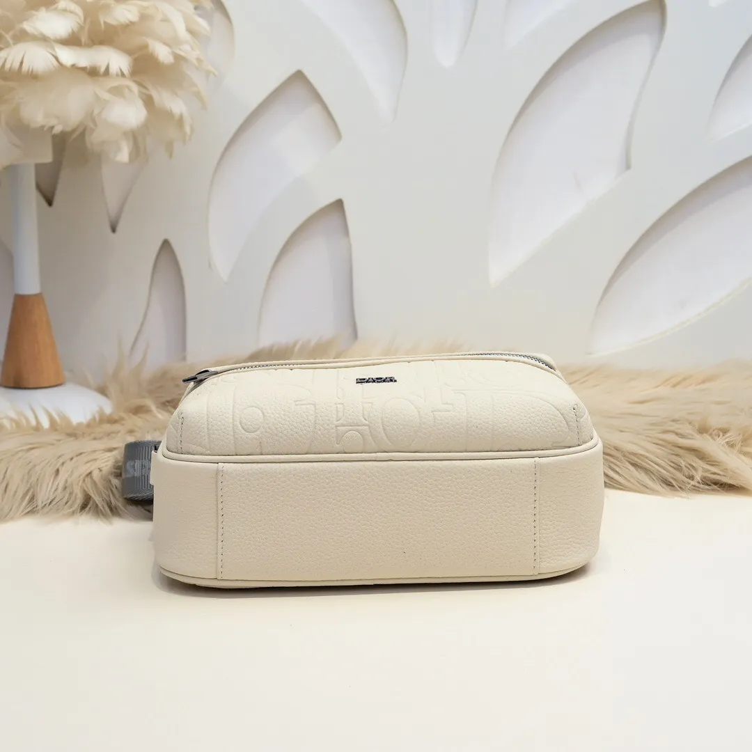 All categories 💚 Top version men’s bags 💚 DIOR 2025 official website new DIOR crossbody bag