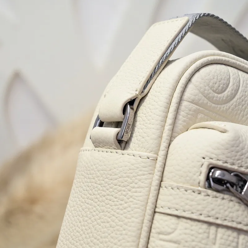 All categories 💚 Top version men’s bags 💚 DIOR 2025 official website new DIOR crossbody bag