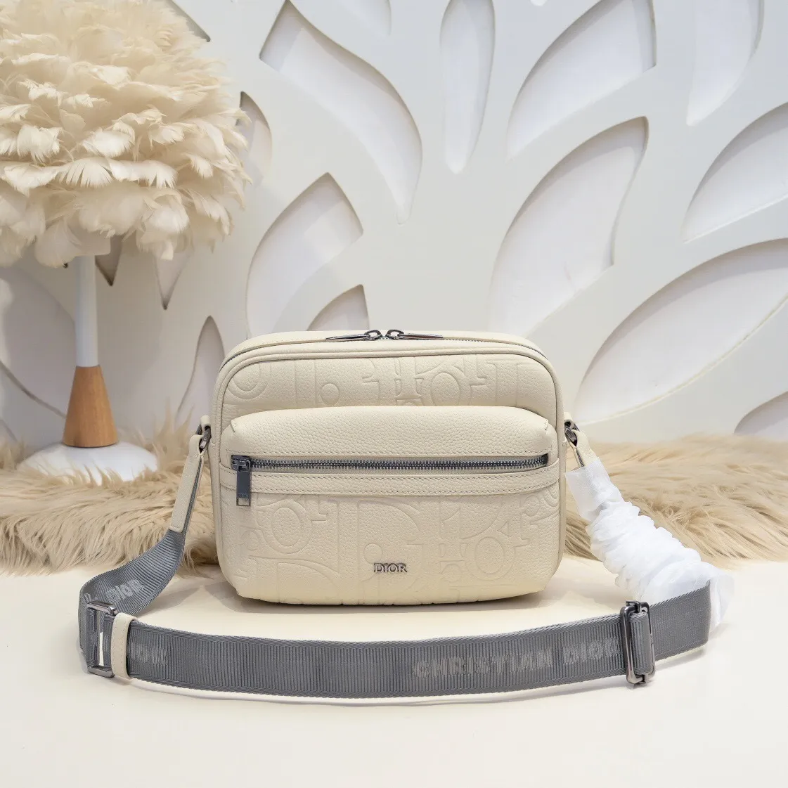 All categories 💚 Top version men’s bags 💚 DIOR 2025 official website new DIOR crossbody bag