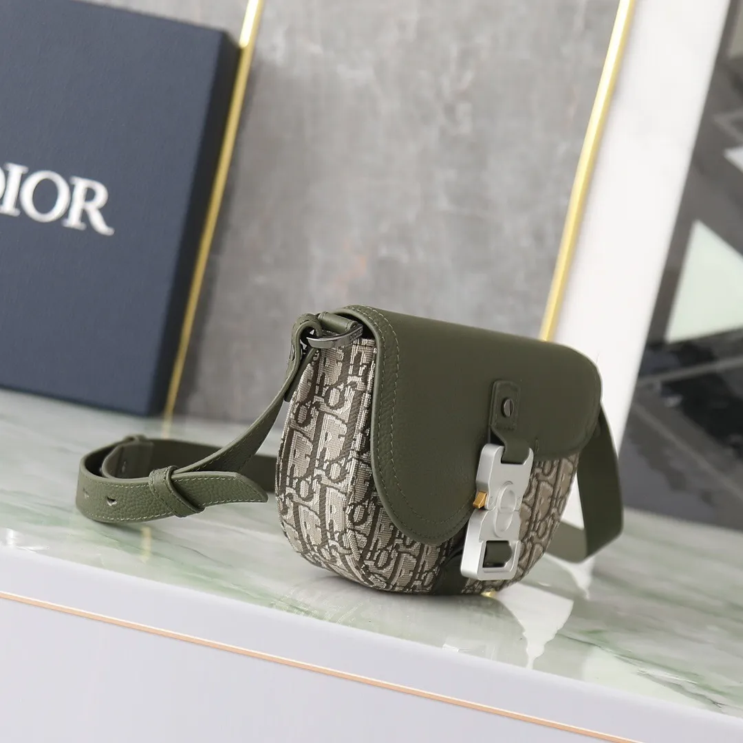 All categories 💚 Top version men’s bags 💚 DIOR 2025 official website new DIOR crossbody bag