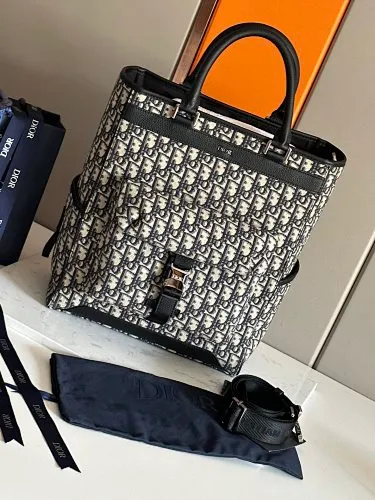 All categories 💚 Top version men’s bags 💚 DIOR 2025 official website new DIOR handbag