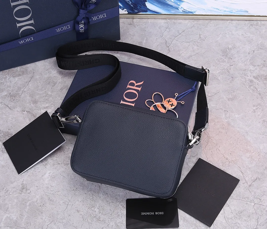All categories 💚 Top version men’s bags 💚 DIOR 2025 official website new DIOR crossbody bag