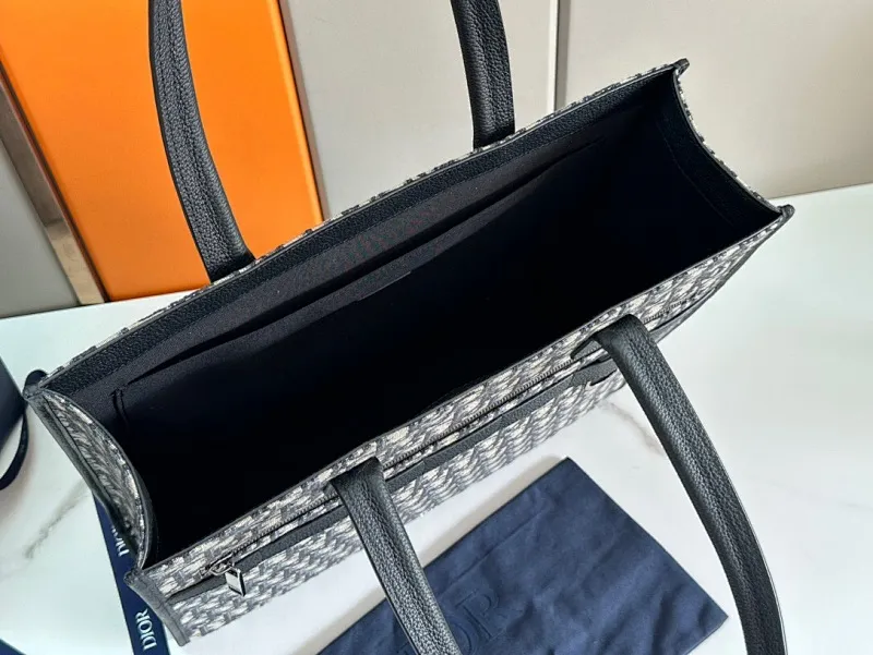 All categories 💚 Top version men’s bags 💚 DIOR 2025 official website new DIOR handbag