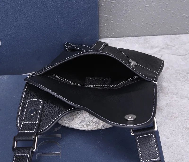 All categories 💚 Top version men’s bags 💚 DIOR 2025 official website new DIOR crossbody bag