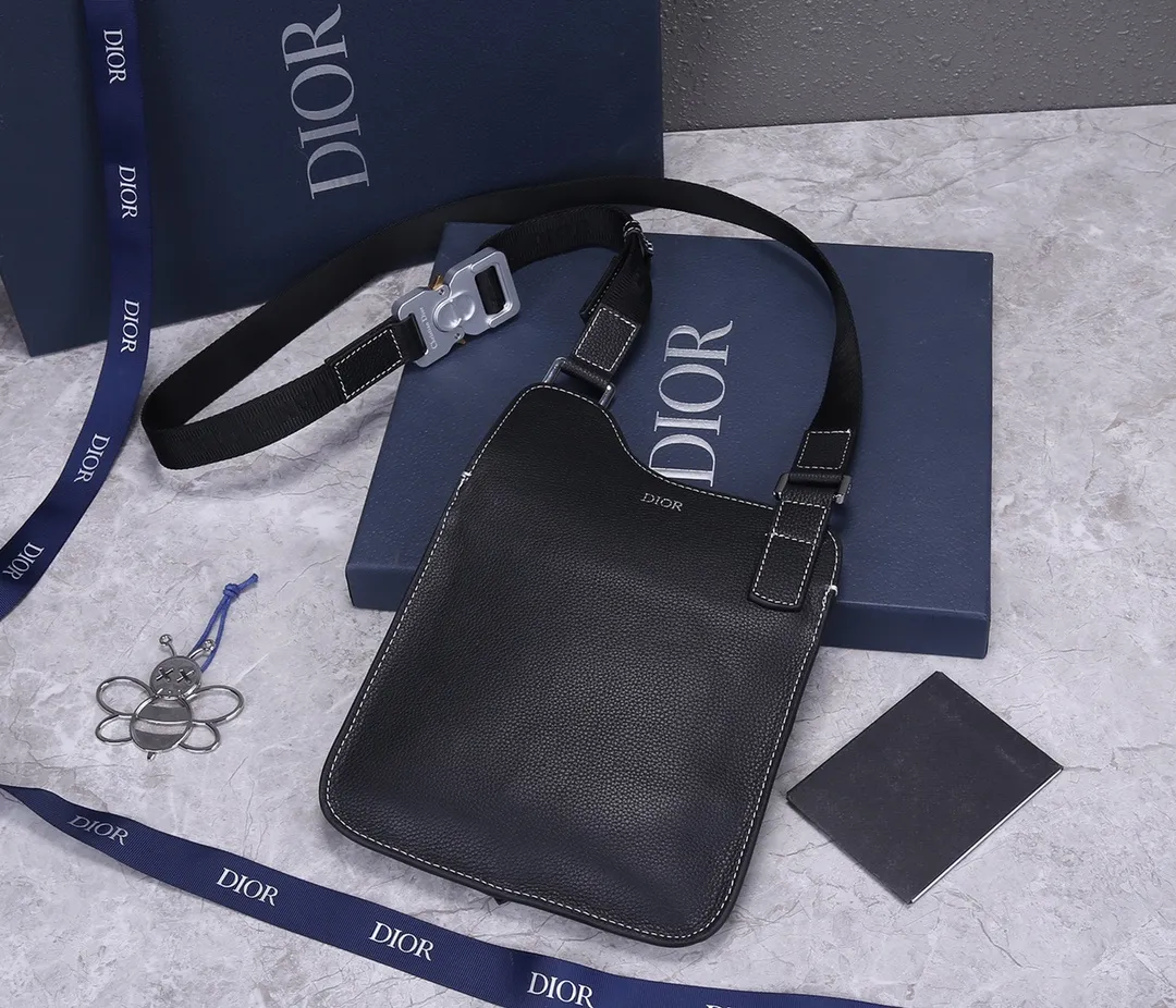 All categories 💚 Top version men’s bags 💚 DIOR 2025 official website new DIOR crossbody bag