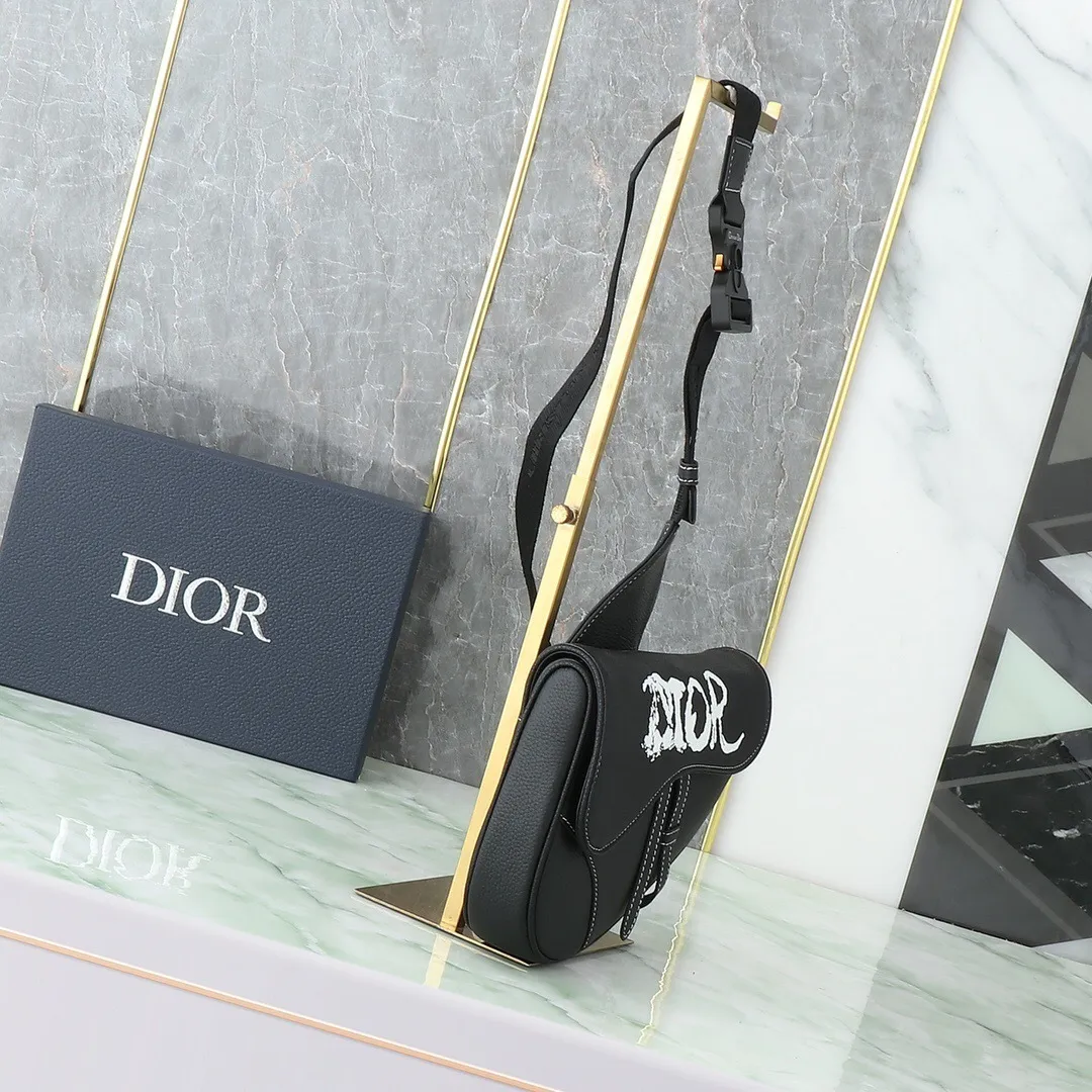 All categories 💚 Top version men’s bags 💚 DIOR 2025 official website new DIOR crossbody bag