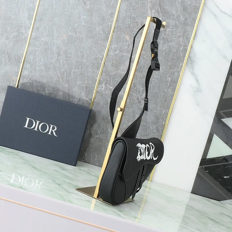 All categories 💚 Top version men’s bags 💚 DIOR 2025 official website new DIOR crossbody bag