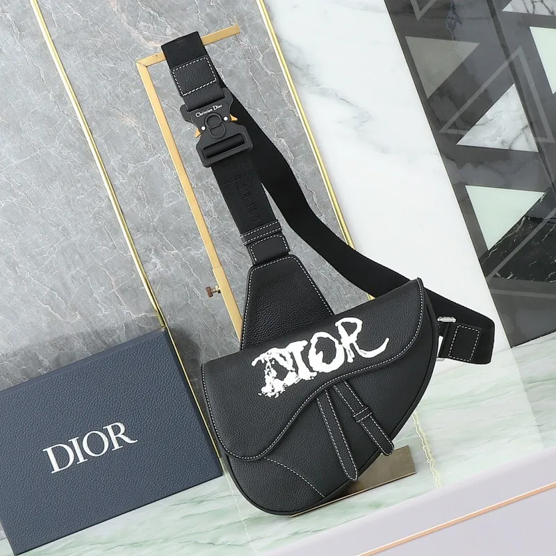 All categories 💚 Top version men’s bags 💚 DIOR 2025 official website new DIOR crossbody bag