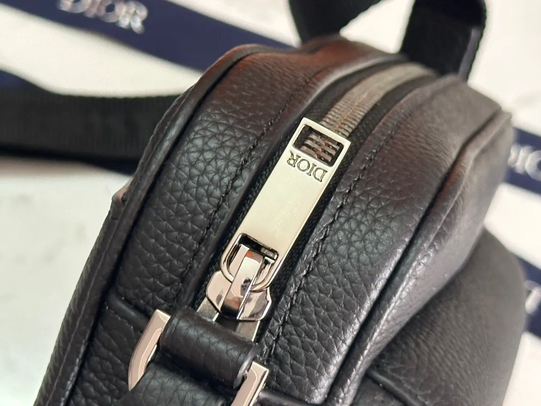 All categories 💚 Top version men’s bags 💚 DIOR 2025 official website new DIOR crossbody bag