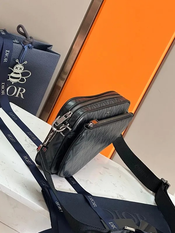 All categories 💚 Top version men’s bags 💚 DIOR 2025 official website new DIOR crossbody bag
