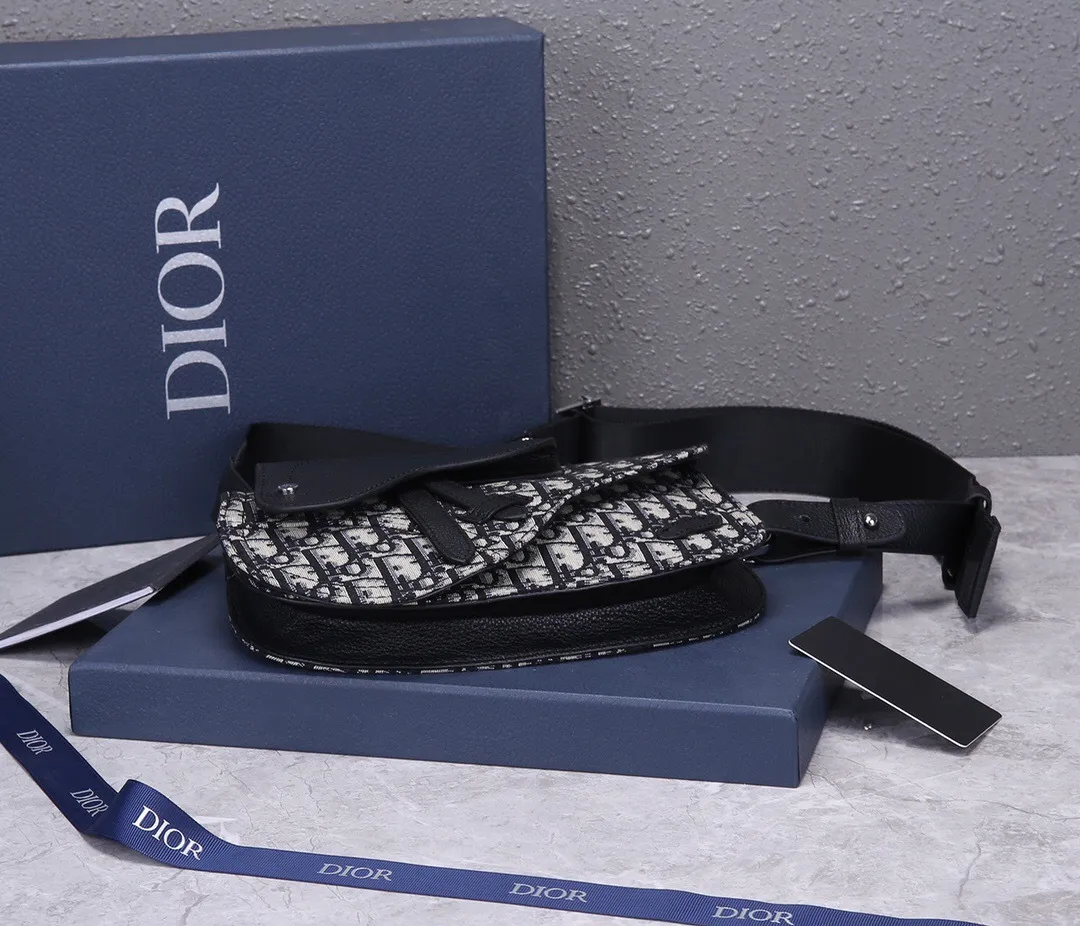 All categories 💚 Top version men’s bags 💚 DIOR 2025 official website new DIOR crossbody bag