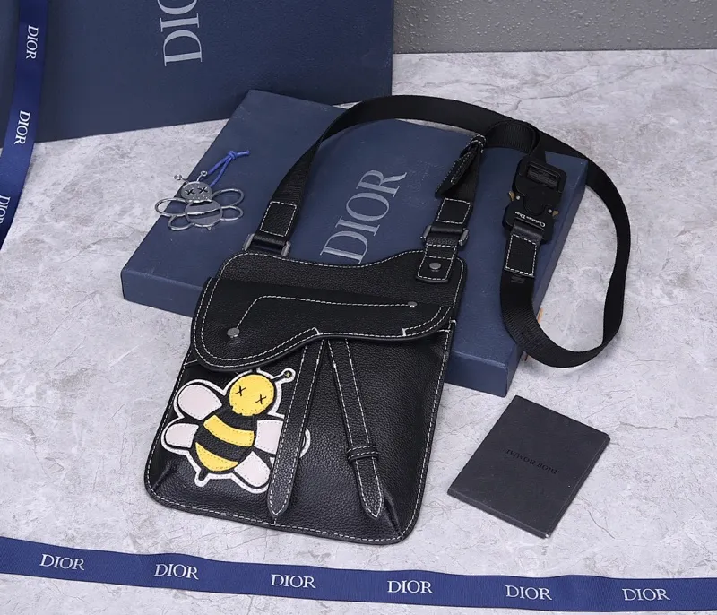 All categories 💚 Top version men’s bags 💚 DIOR 2025 official website new DIOR crossbody bag