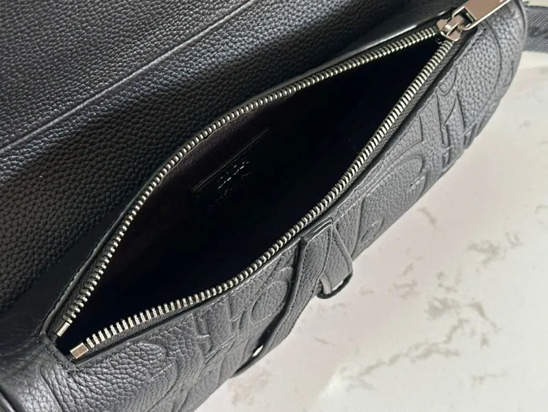All categories 💚 Top version men’s bags 💚 DIOR 2025 official website new DIOR crossbody bag