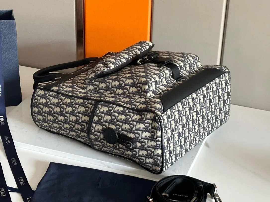 All categories 💚 Top version men’s bags 💚 DIOR 2025 official website new DIOR handbag
