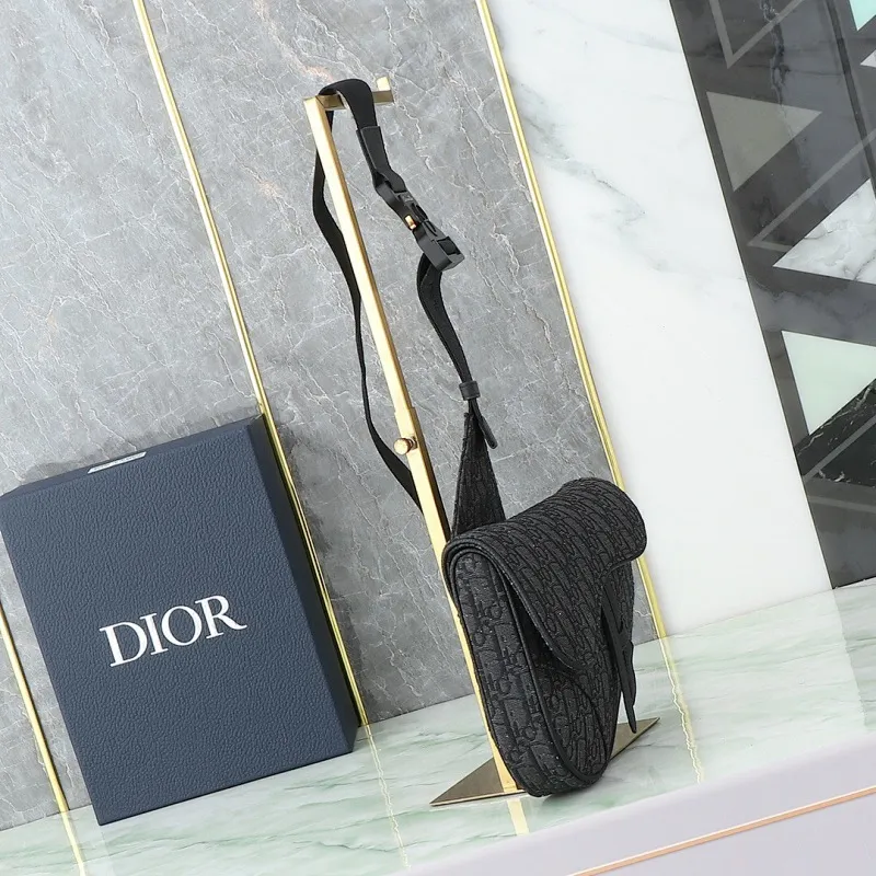 All categories 💚 Top version men’s bags 💚 DIOR 2025 official website new DIOR crossbody bag
