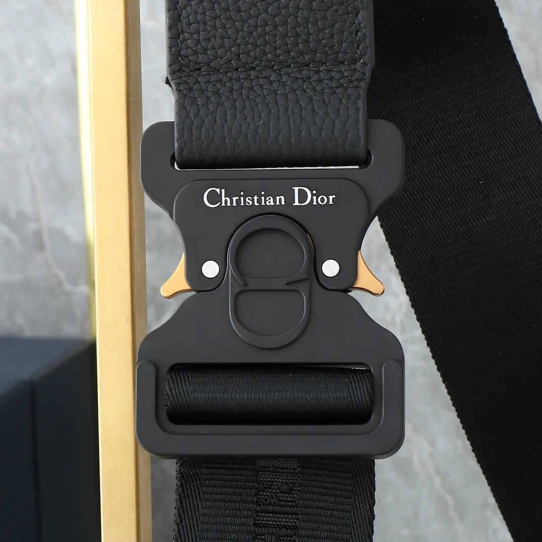All categories 💚 Top version men’s bags 💚 DIOR 2025 official website new DIOR crossbody bag
