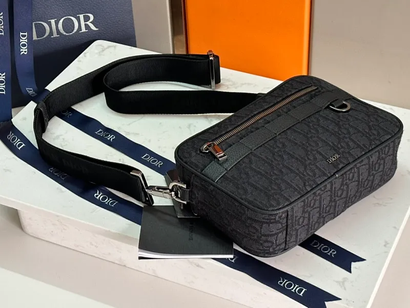 All categories 💚 Top version men’s bags 💚 DIOR 2025 official website new DIOR crossbody bag