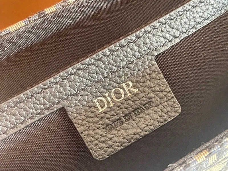 All categories 💚 Top version men’s bags 💚 DIOR 2025 official website new DIOR crossbody bag