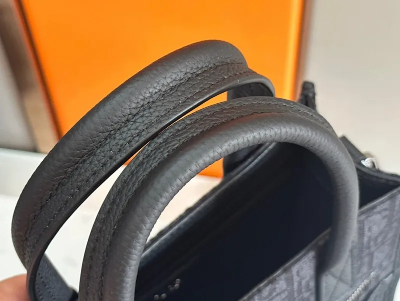 All categories 💚 Top version men’s bags 💚 DIOR 2025 official website new DIOR crossbody bag