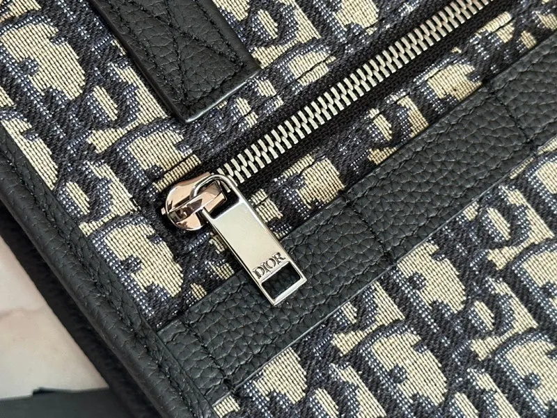 All categories 💚 Top version men’s bags 💚 DIOR 2025 official website new DIOR crossbody bag