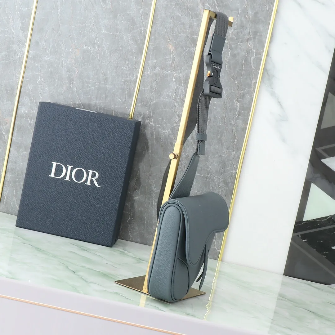 All categories 💚 Top version men’s bags 💚 DIOR 2025 official website new DIOR crossbody bag