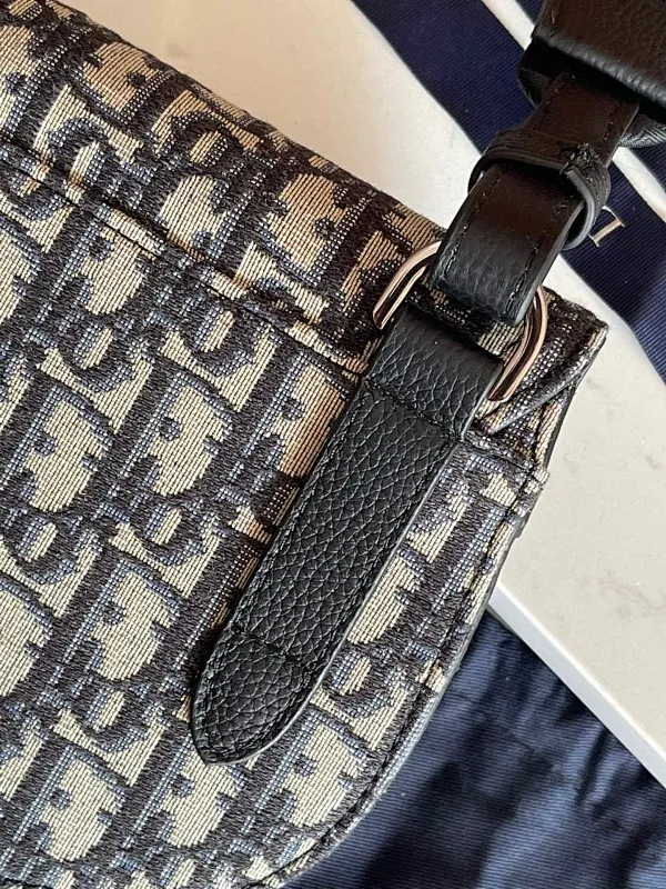 All categories 💚 Top version men’s bags 💚 DIOR 2025 official website new DIOR crossbody bag