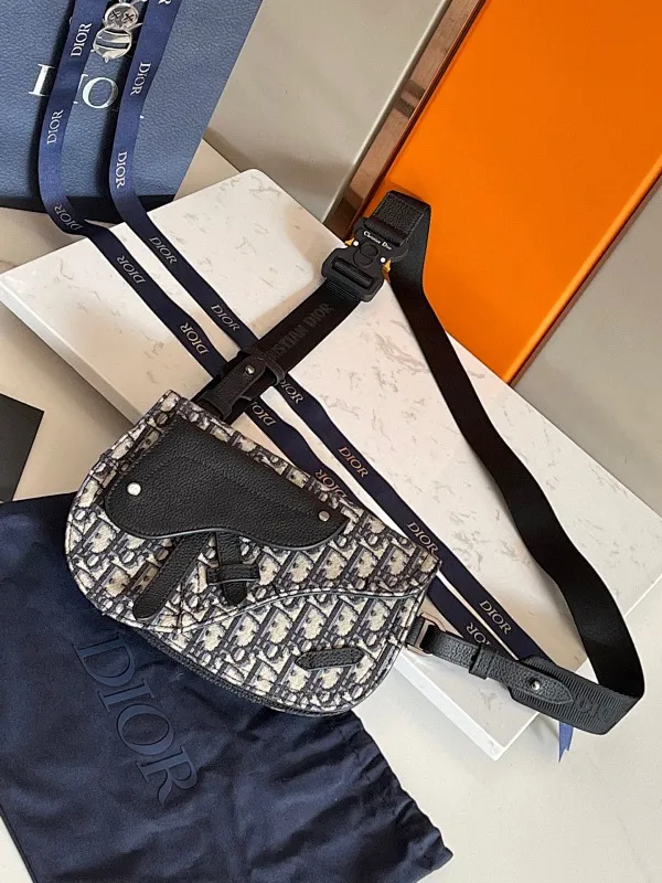 All categories 💚 Top version men’s bags 💚 DIOR 2025 official website new DIOR crossbody bag