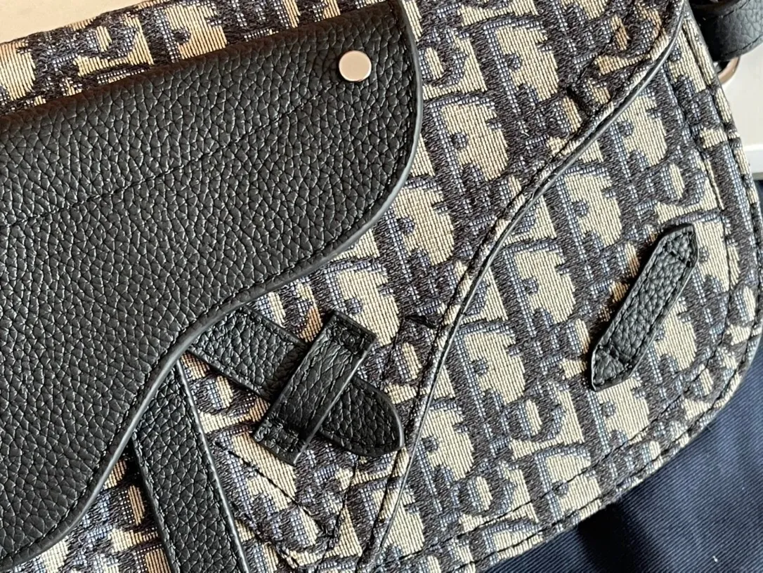 All categories 💚 Top version men’s bags 💚 DIOR 2025 official website new DIOR crossbody bag