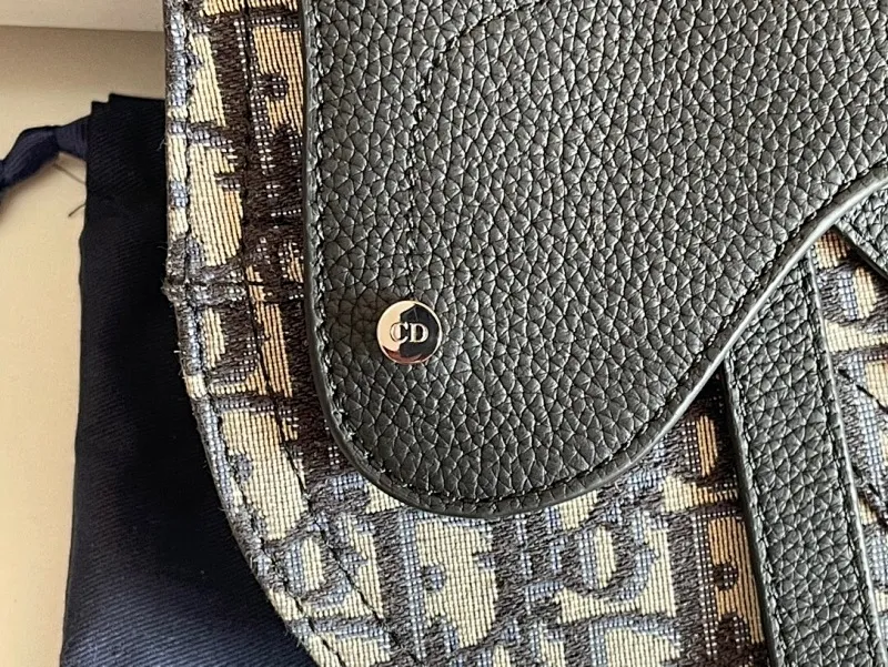 All categories 💚 Top version men’s bags 💚 DIOR 2025 official website new DIOR crossbody bag